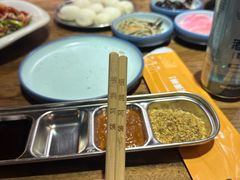 -明洞阿姨·韩式酱蟹烤肉·创意料理(三元桥店)