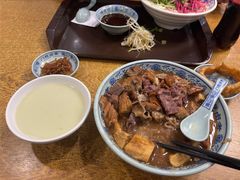 卤煮火烧-门框胡同百年卤煮(新街口店)