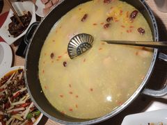 -李子坝梁山鸡(北碚万达五鸡哥店)