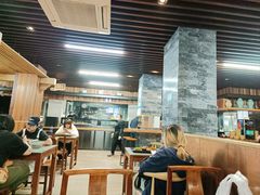 -亮亮面馆(经六路店)
