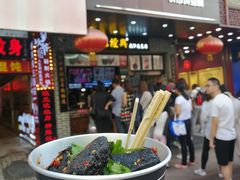 -黑色经典臭豆腐·湖南特产(步行街店)