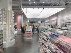 -永旺梦乐城国际商城(北清路店)