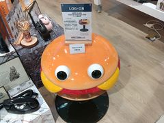 -LOG-ON(海港城店)