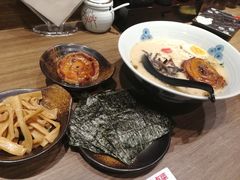 博多拉面-雷神拉面(财富中心玉米楼店)