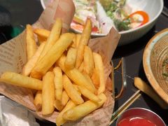 -DEEP·深美式餐吧(五棵松华熙LIVE店)