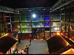 -百里峡七彩艺术小镇