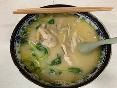 招牌黄鱼面-明呈黄鱼面馆(斜土路店)