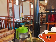 -卢大鲜鱼头捞饭(美利广场店)