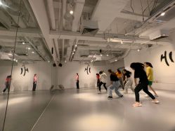 -HI dance 舞室