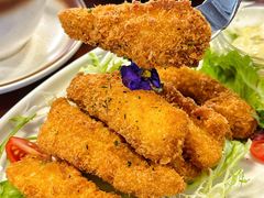 -mordew加州日记西餐&小酒馆(新天地店)
