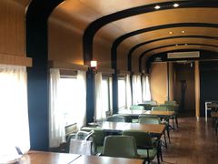 靠窗位-ACE&CAFE火车咖啡厅(751店)