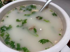 -梅利汴京烤鸭•开封豫菜地标店(东大街店)