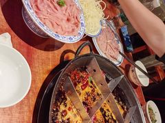 -周小明火锅(黑金冠社区店)