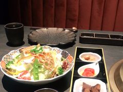 -铭牛烧肉·和牛海鲜自助(高新月牙湖店)