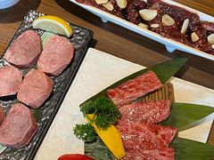 -炼火烤肉店