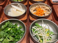 -银米·云南传统过桥米线(双廊黑金冠店)