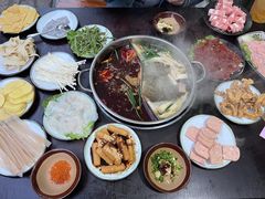 -重庆故事姊妹老火锅(财经学院店)