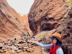 -天山神秘大峡谷