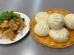 牛肉大葱包子-郑家包子牛肉拉面(尚勤路店)