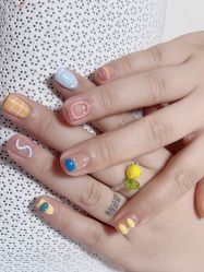 -星辰·新中式美甲美睫工作室