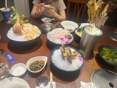 -东海怡品海鲜豆捞(舟宿夜江店)