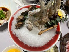 -红鼎豆捞·非遗鲍皇汤火锅(宝丰路店)