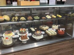 面包甜点陈列柜-欧式面包坊(青岛万象城店)