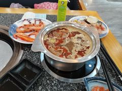 -锤头鲨毛肚海鲜烤肉自助餐厅(国购广场店)