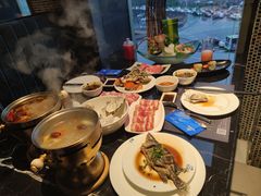 -小天鹅戴斯酒店鲸鲨百汇创作料理
