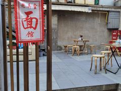 门面-沪西老弄堂面馆(定西路店)