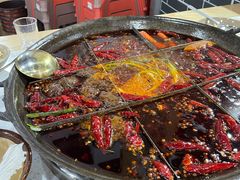 -正贰捌经重庆老火锅(建设路店)
