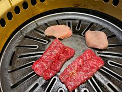 -炼火烤肉店
