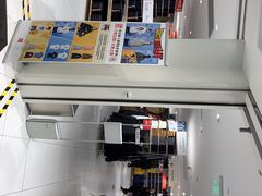 -优衣库(上海正大广场店)