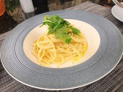 -卡普里披萨·牛扒·下午茶