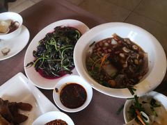 -湖泉水云间餐厅·弥勒地道菜(B座店)