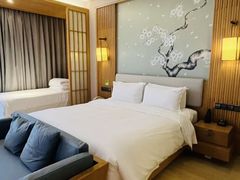 -大连金石滩绿发温泉假日酒店