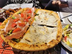 双拼披萨-Primo·丽莫意大利窑烤披萨