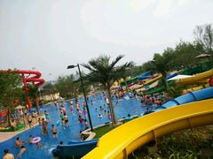 -泸州欢乐派海滩公园