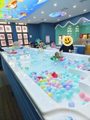 -蓝鲸快乐宝贝婴童游泳馆(南飞鸿十年城店)