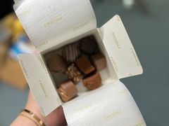 -Laderach 莱德拉(上海环贸iapm店)