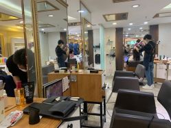 -JK奇积发型连锁机构