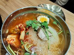 -青瓦餐厅·生鱼片·韩园烤肉(西塔店)