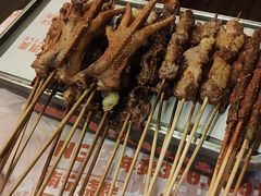 -威记烧嘢·南宁烧烤·超级生牛(绿地店)