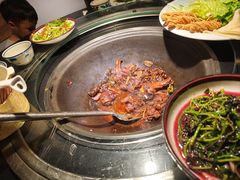-挂旗柴锅鸡(蚌山区嘉年华店)