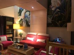 -喜鹊愉家酒店(郑州曼哈顿博览中心地铁站店)