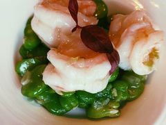 葱油鲜蚕豆虾仁-金轩中餐厅 Jin Xuan(浦东丽思卡尔顿酒店)