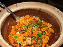 -肆海小川菜酒馆Wine Bistro (青年路店)