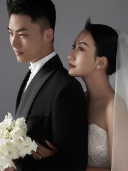 -乐派诗婚纱摄影