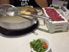 -八合里潮汕鲜牛肉火锅(上海汇智广场店)