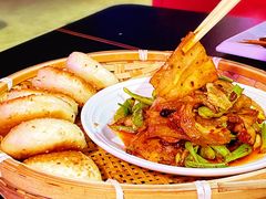 -粉墨特色菜·烧烤音乐酒馆